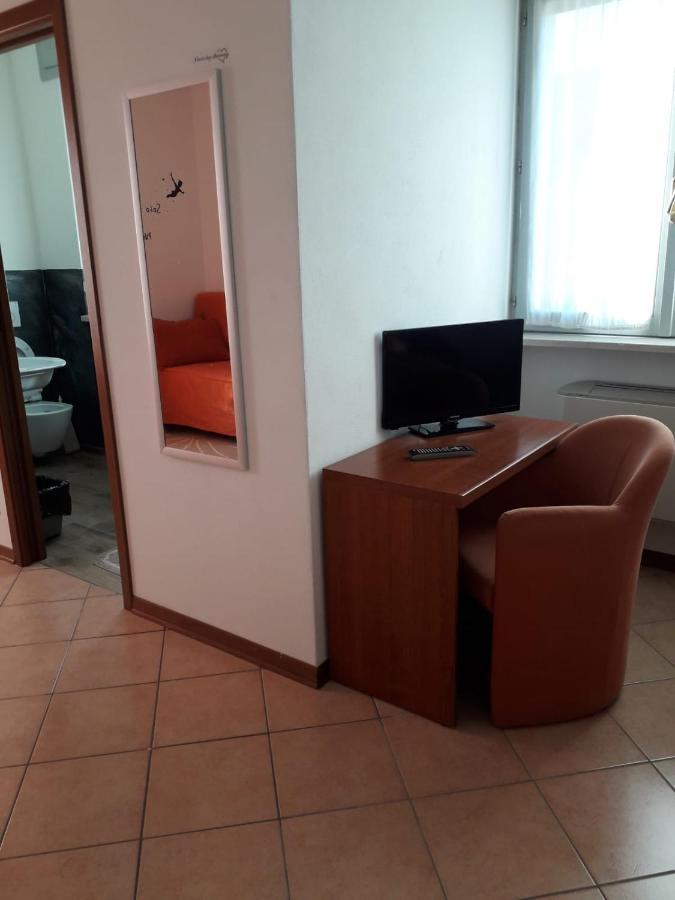 albergo del turista srl Vernasca Esterno foto