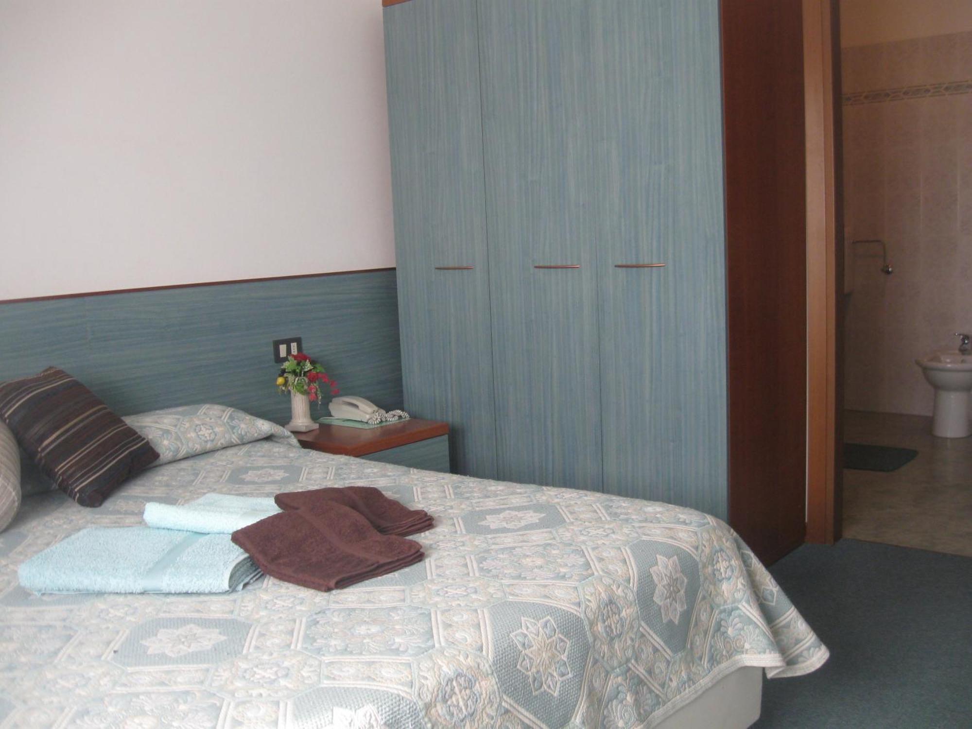 albergo del turista srl Vernasca Esterno foto