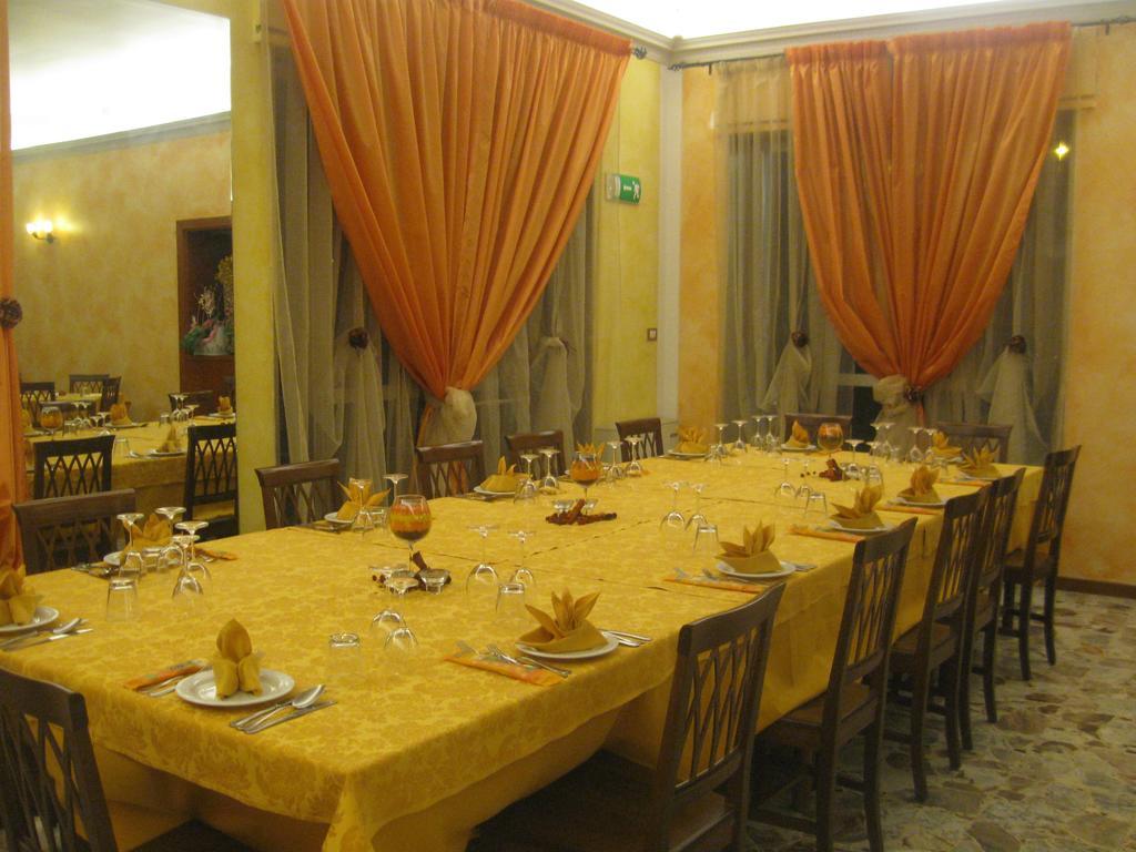 albergo del turista srl Vernasca Esterno foto
