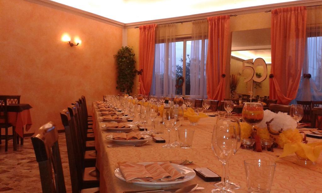 albergo del turista srl Vernasca Esterno foto