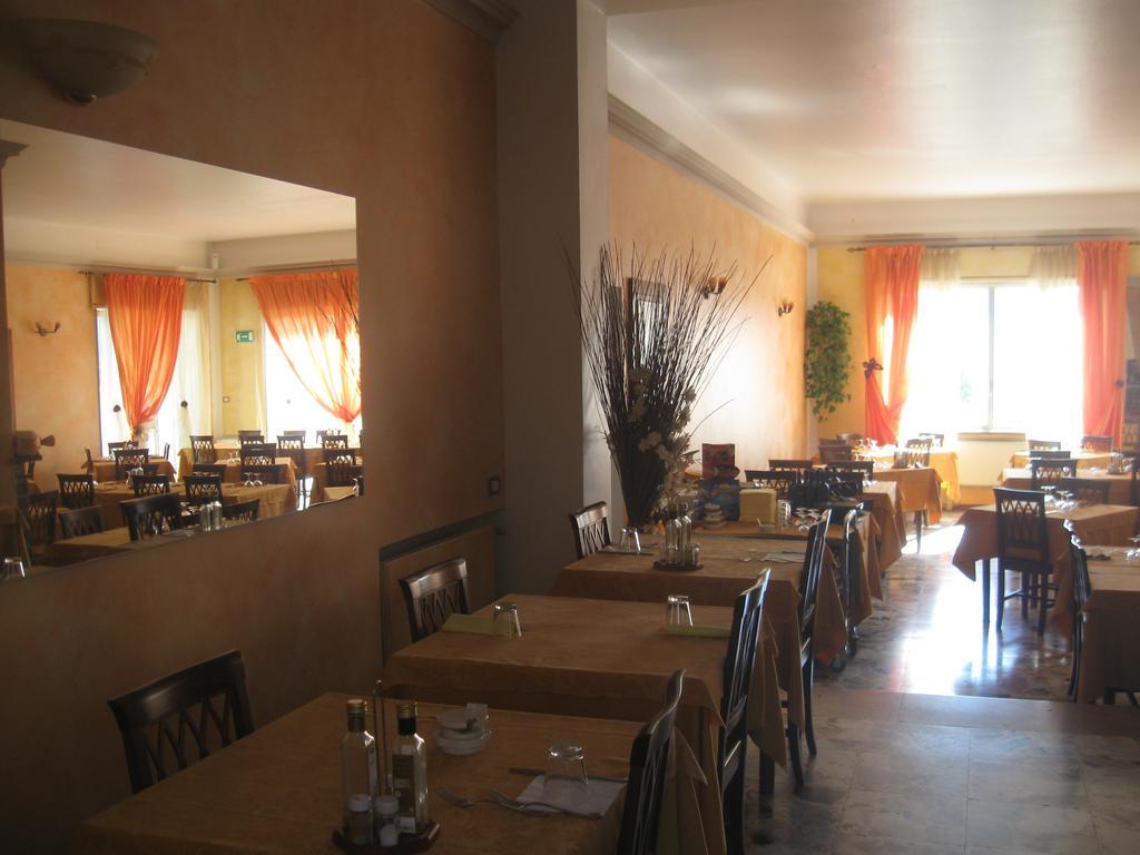 albergo del turista srl Vernasca Esterno foto