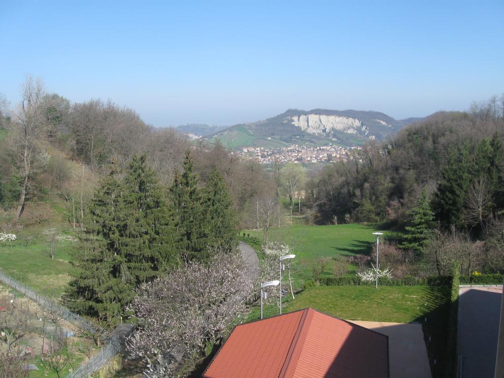 albergo del turista srl Vernasca Esterno foto
